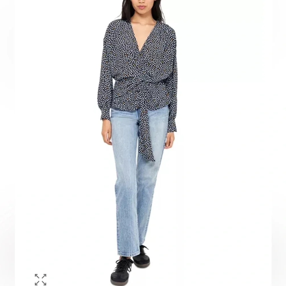 Joie Louise Faux Wrap Blouse in Navy. NWT, stunning design!! - Picture 1 of 14